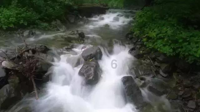 云南省砚山县发布道路结冰黄色预警